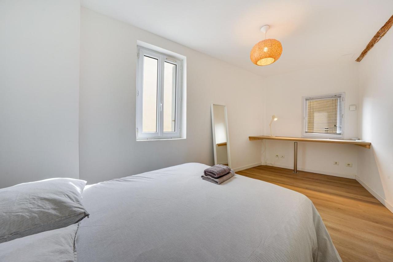 Netflix Nespresso Wifi Apartment